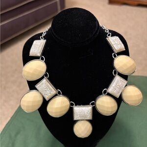 FASHION CREAM& GRAY LARGE CABOCHON BIB NECKLACE BY NY